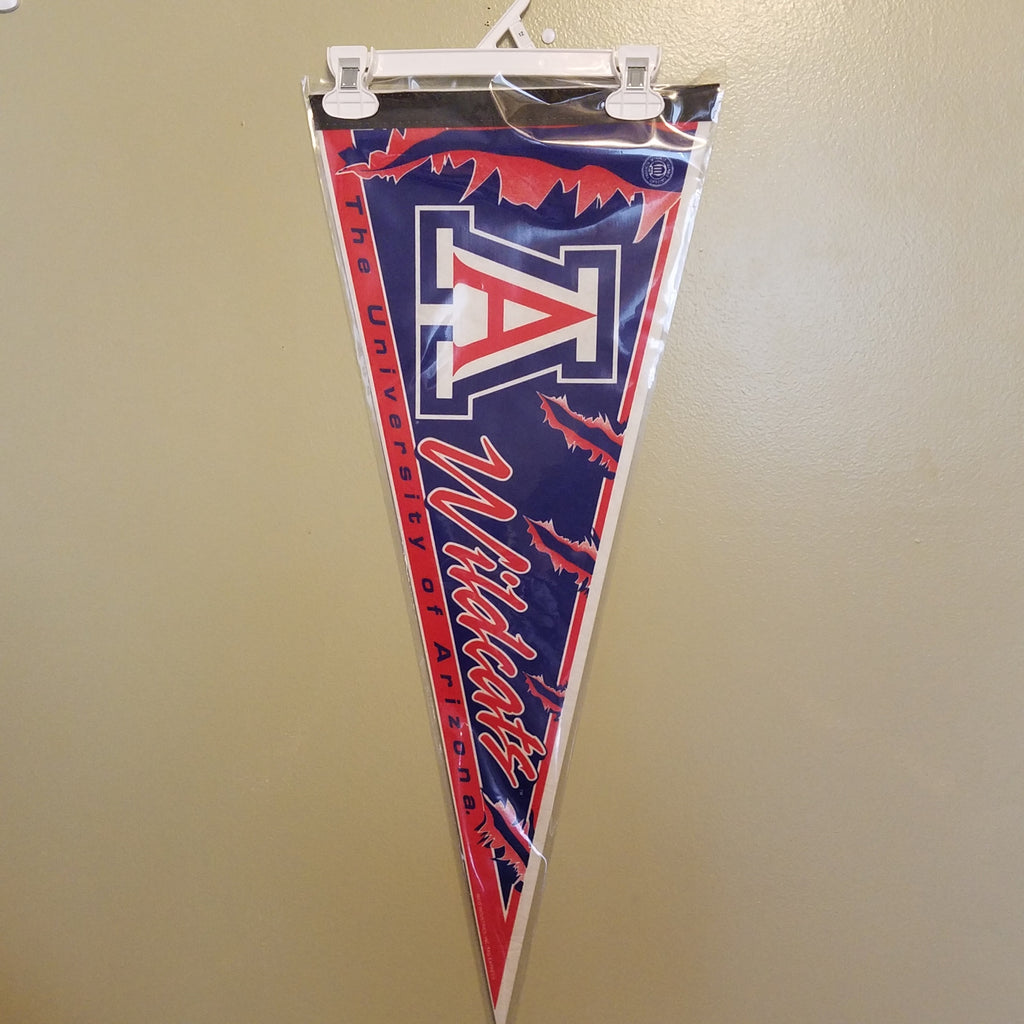 ARIZONA WILDCATS NCAA VINTAGE FELT PENNANT WITH HOLDER