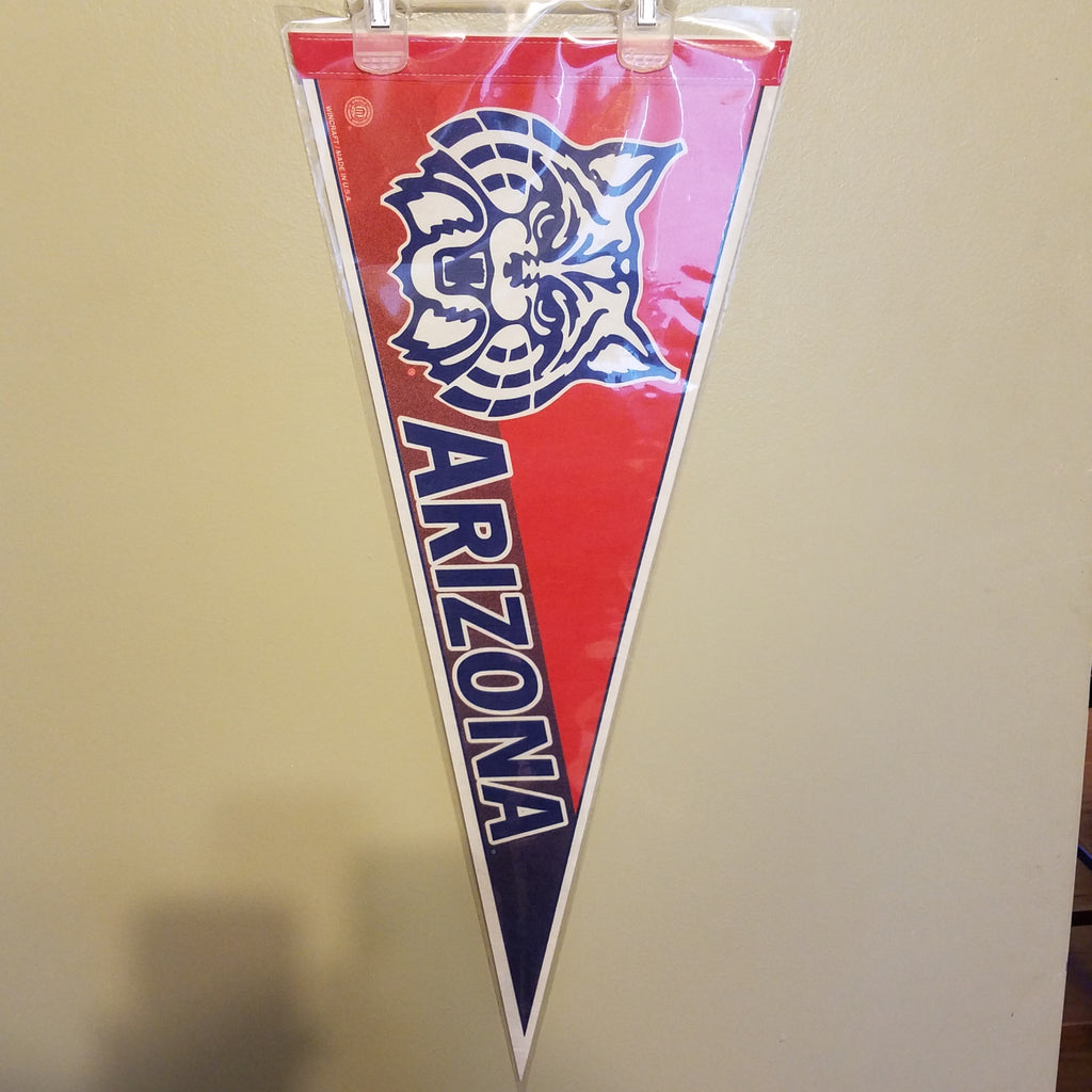 ARIZONA WILDCATS PAC 12 FELT PENNANT WITH HOLDER