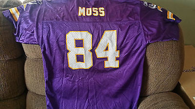 MINNESOTA VIKINGS RANDY MOSS FOOTBALL JERSEY SIZE XL 18-20 YOUTH