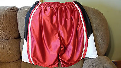 NEBRASKA HUSKERS RED SATIN  BASKETBALL SHORTS SIZE XL ADULT