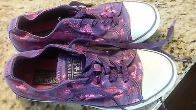 CONVERSE ONE STAR KIDS SIZE 3 LOW TOP CHUCK TAYLORS LIPS KISSES