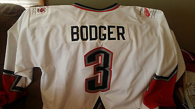 DETROIT RED WINGS DIABETIC CHARITY DOUG BODGER HOCKEY JERSEY ADULT SIZE XL