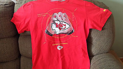 NIKE KANSAS CITY CHIEFS REGULAR FIT T SHIRT SIZE MED ADULT