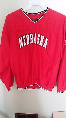 NEBRASKA HUSKERS LIGHTWEIGHT PULLOVER JACKET SIZE LARGE  ADULT COLOSSEUM