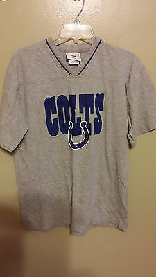 INDIANAPOLIS COLTS T SHIRT SIZE LARGE  ADULT