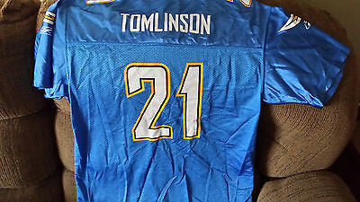 SAN DIEGO CHARGERS LADAINIAN TOMLINSON  FOOTBALL JERSEY SIZE XL 18-20 YOUTH BLUE