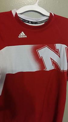 NEBRASKA HUSKERS ADIDAS CLIMALITE PULLOVER SHIRT SIZE LARGE ADULT