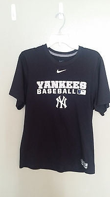 NIKE AUTHENTIC NEW YORK YANKEES DRI FIT PERFORMANCE SHIRT SIZE SMALL ADULT