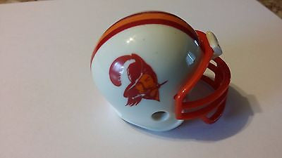 TAMPA BAY BUCCANEERS SERIES 2 THROWBACK TRADITIONAL POCKET PRO HELMET