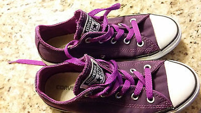CONVERSE ALL STAR KIDS SIZE 1 LOW TOP CHUCK TAYLORS PURPLE YOUTH