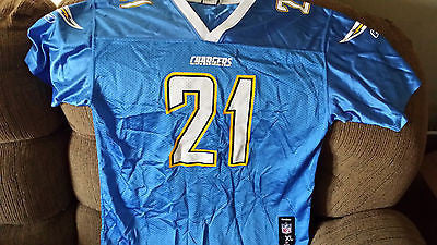 SAN DIEGO CHARGERS LADAINIAN TOMLINSON  FOOTBALL JERSEY SIZE XL 18-20 YOUTH BLUE