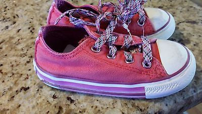 CONVERSE ALL STAR KIDS SIZE 7 LOW TOP CHUCK TAYLORS RED TODDLER