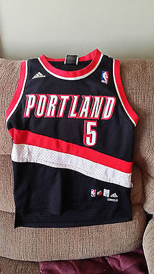 PORTLAND TRAIL BLAZERS RUDY FERNANDEZ BASKETBALL JERSEY SIZE SMALL YOUTH BLACK