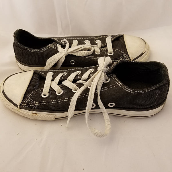 CONVERSE ALL STAR BLACK METALLIC LOOK SIZE 2 LOW TOP CHUCK TAYLORS YOUTH
