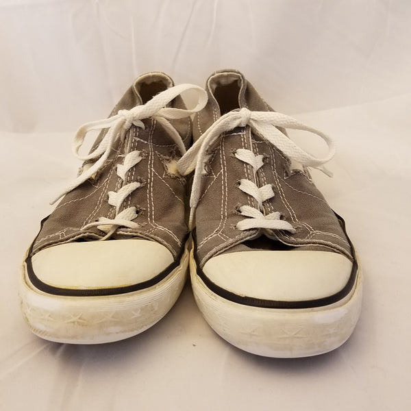 CONVERSE CHUCK TAYLOR GRAY  LOW TOP SNEAKER ADULT SIZE JUNIORS 5