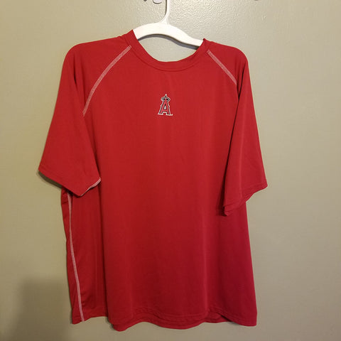 LOS ANGELES ANGELS  HOLLOWAY PERFORMANCE SHIRT SIZE XL  ADULT