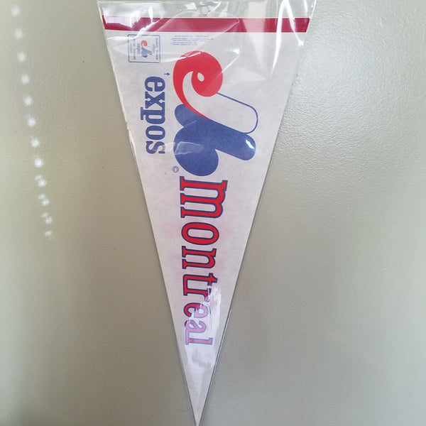 MONTREAL EXPOS VINTAGE THROWBACK LOGO  FELT PENNANT WITH HOLDER