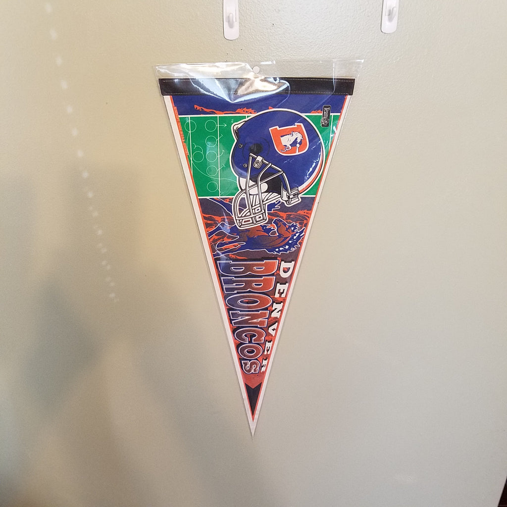 DENVER BRONCOS THROWBACK VINTAGE NFL FELT PENNANT WITH HOLDER #4