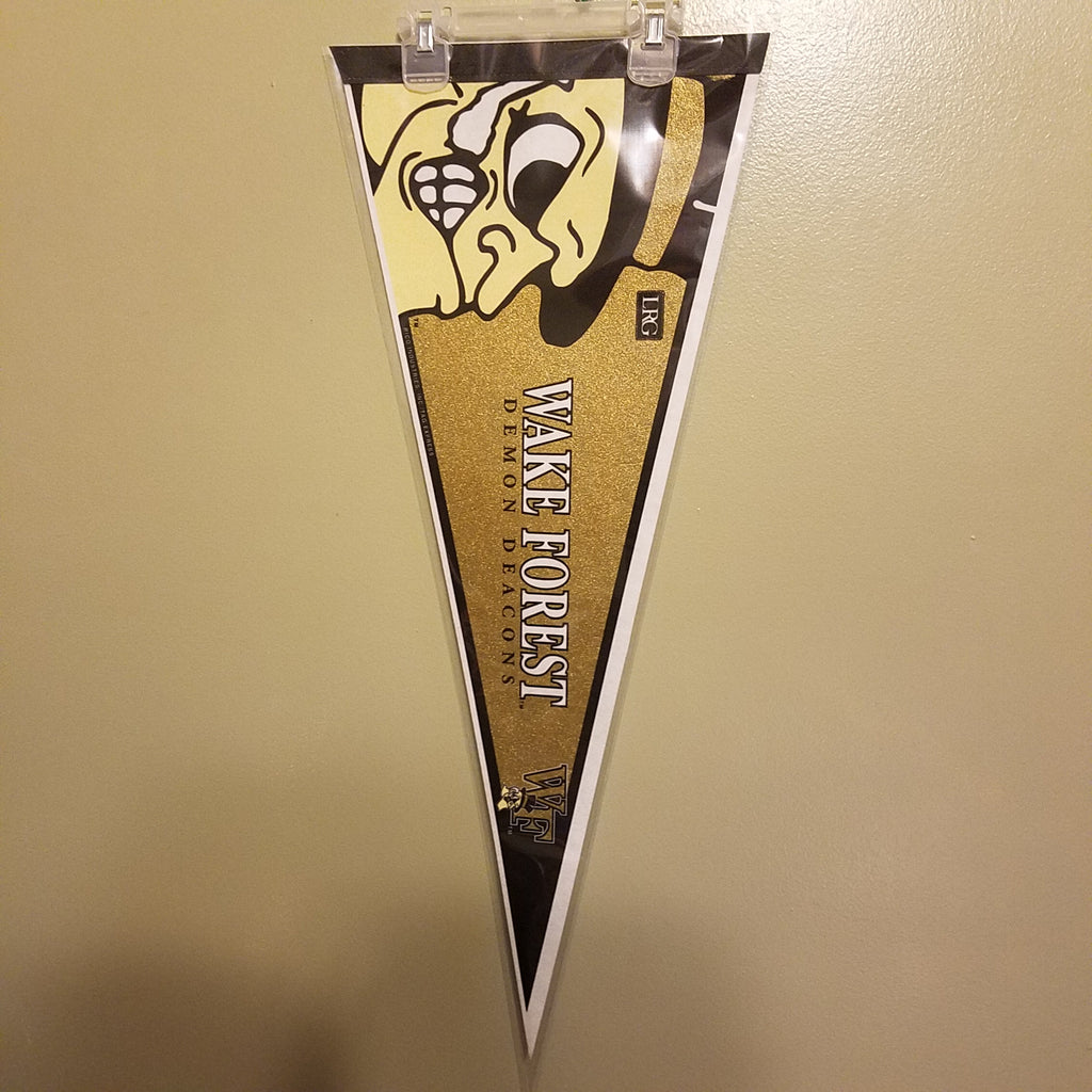 WAKE FOREST DEMON DEACONS FELT PENNANT WITH HOLDER