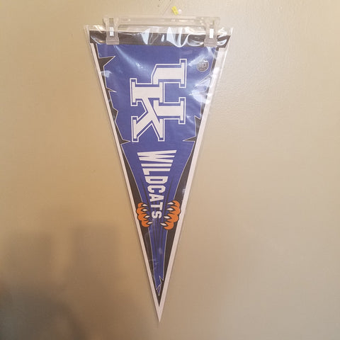 KENTUCKY WILDCATS NCAA VINTAGE FELT PENNANT WITH HOLDER