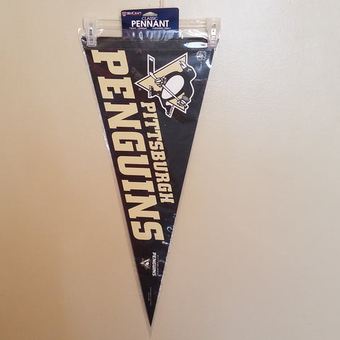 PITTSBURGH PENGUINS FELT PENNANT WITH HOLDER #2