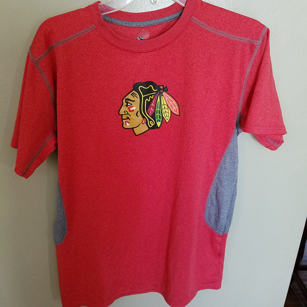 CHICAGO BLACKHAWKS PERFORMANCE STYLE SHIRT SIZE MEDIUM ADULT