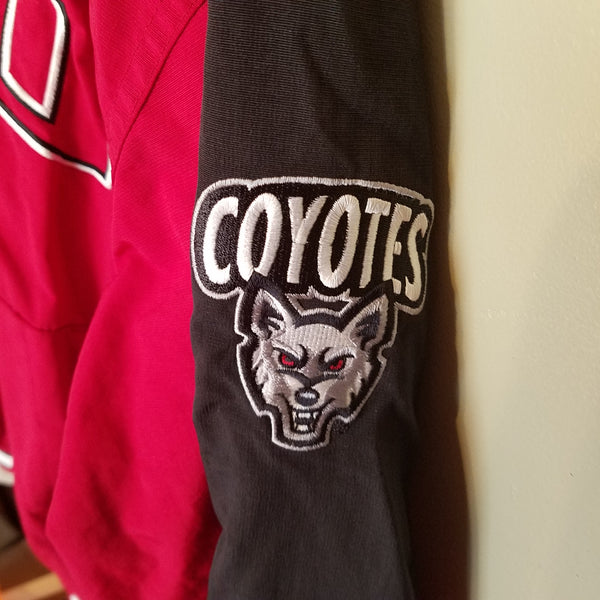 SOUTH DAKOTA COYOTES LIGHTWEIGHT PULLOVER JACKET SIZE MED ADULT